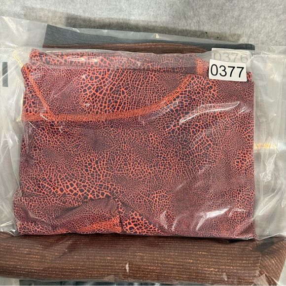 Lululemon Invigorate High Rise Crop Leggings Women Size 4 Athletic Workout Pants - Picture 6 of 6